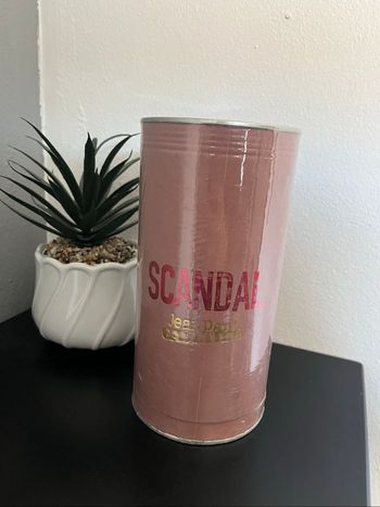 Scandale femme 80ml neuf 40€ 