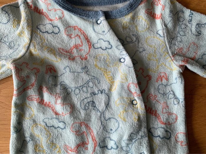 Pyjama velours 6 mois - photo numéro 2
