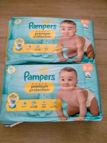 Lot couches Pampers premium taille 3