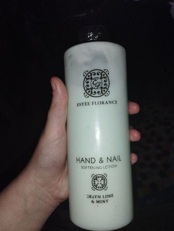 Lotion main et ongles