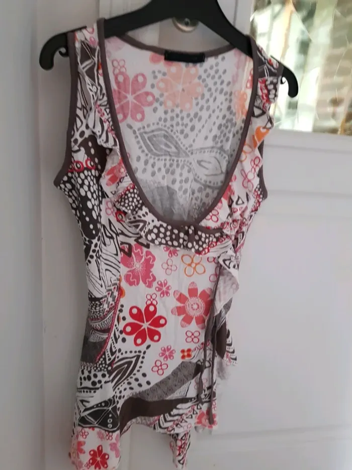 Tee-shirt asymétrique Taille M