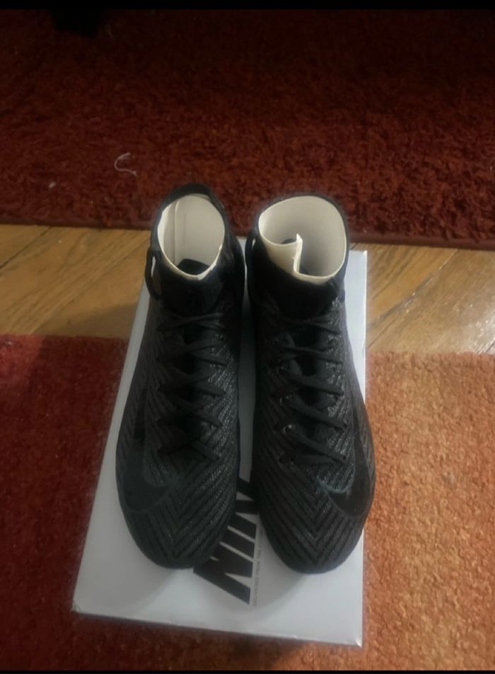 Crampon Nike mercurial - photo numéro 3