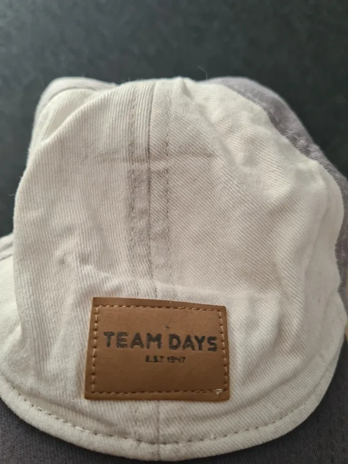 Casquette bébé H&M Team Days - photo numéro 2
