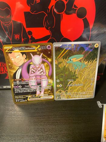 Mewtwo ex de la team rocket gold 240/182