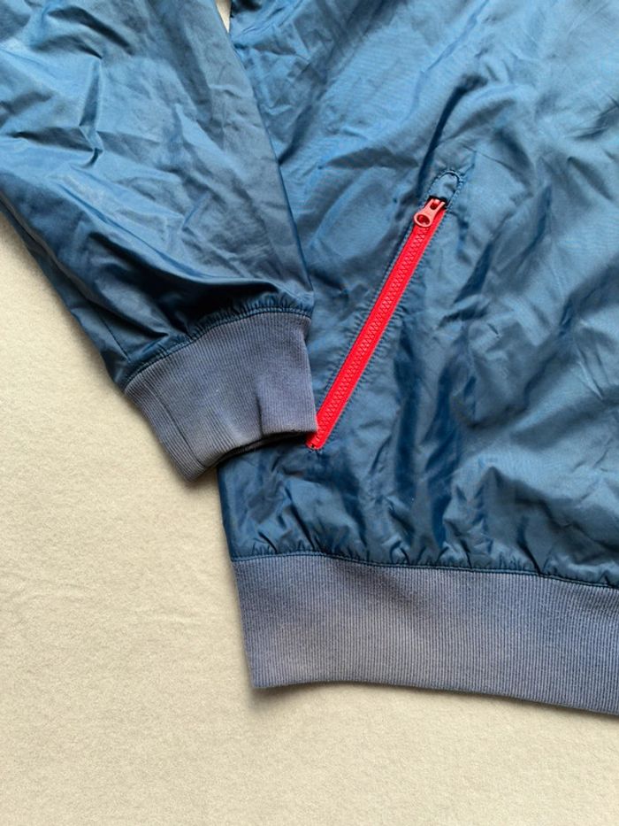 Veste sportwear coupe vent bleu marine et rouge Nike taille S en très bon état - photo numéro 6