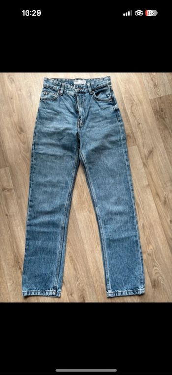 Jeans bershka taille XS 34