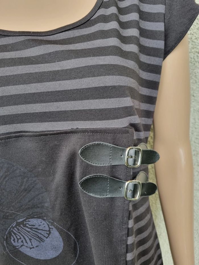 Tunique ou mini-robe noir imprimée - photo numéro 2