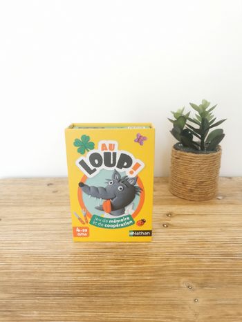 Jeu de cartes Au Loup Jeu de mémoire et de coopération Nathan