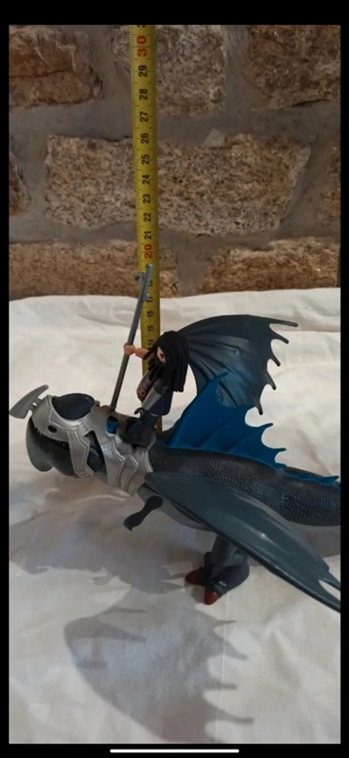 Dragon de combat avec armure sur la tête et homme viking playmobil - photo numéro 7