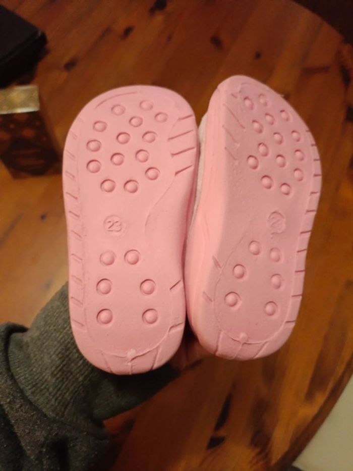 Chaussons taille 23 - photo numéro 2