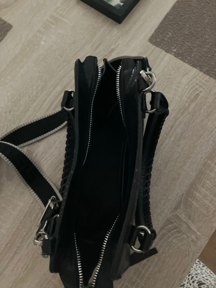 Sac bandoulière ou à main - photo numéro 2