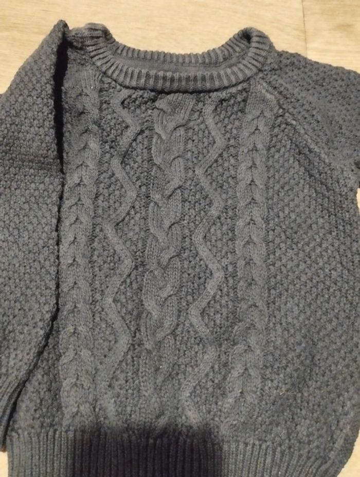 Pull bleu - photo numéro 2