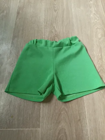 Short 6 ans