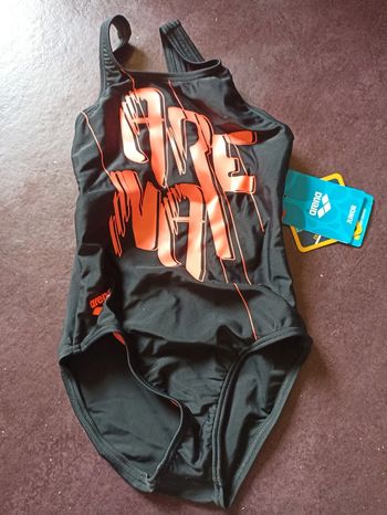 Maillot de bain ARENA 8 9 ans