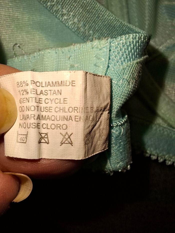 Soutien-gorge satiné bleu ciel brodé - Philis - 105E - photo numéro 6