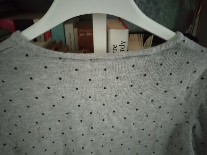 Pull gris 100% coton en très bon état 👌🏻 - photo numéro 7
