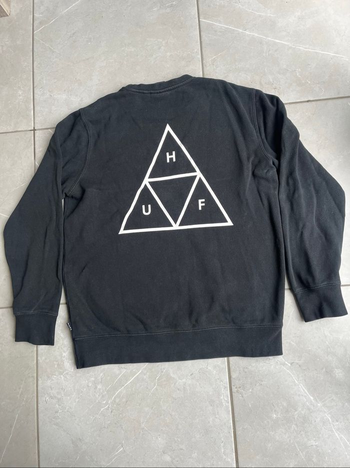 Pull HUF - photo numéro 2
