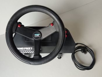 Volant Vintage Grand Prix 1 by ThrustMaster pour DOS Windows 3.1/95