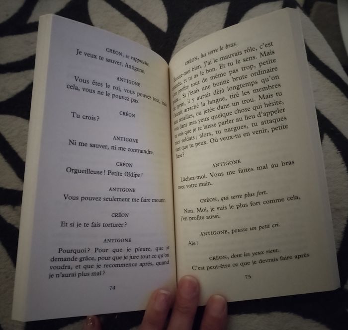 Livre "Antigone" de Jean Anouilh Édition La Table Ronde 123 pages  neuf - photo numéro 3