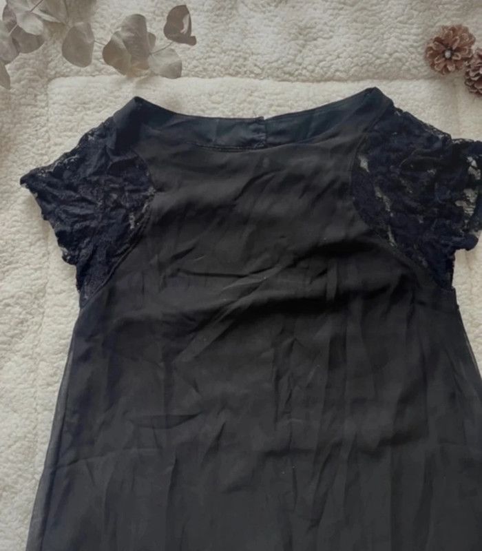 Robe noire - photo numéro 2