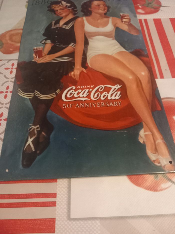 Plaque en métal Coca-Cola 50eme anniversaire - photo numéro 3