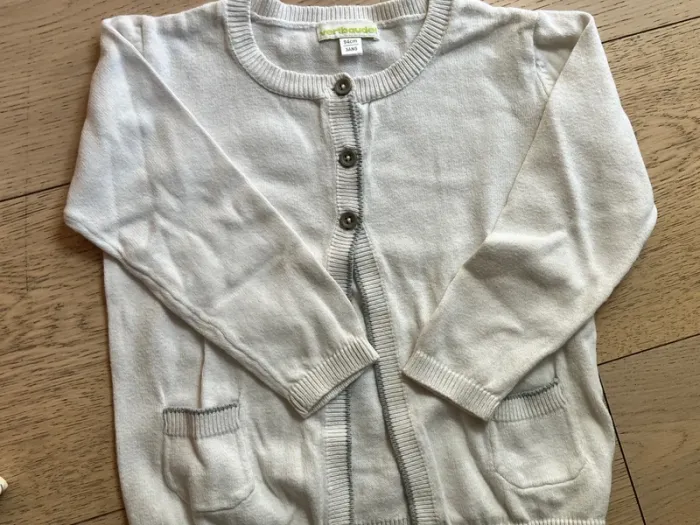 Lot vêtements été jupe/haut a bretelles + gilet 3 ans Vertbaudet - photo numéro 11