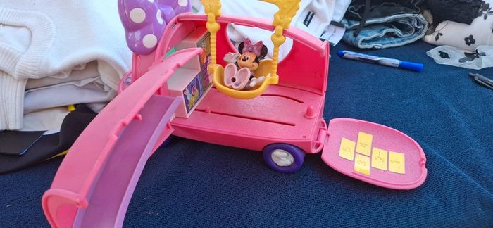 Lot minnie avec camping car - photo numéro 2