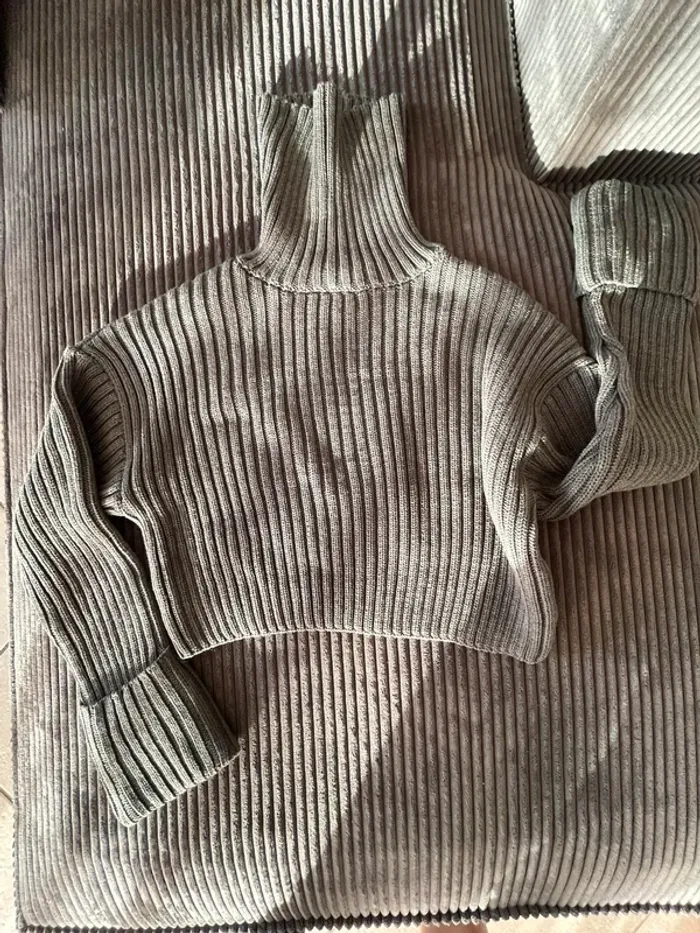 Pull col roulé Zara