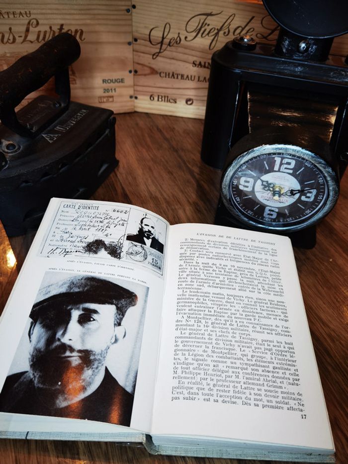 D2899 - livre "Les grands dossiers de l'histoire contemporaine" - photo numéro 3