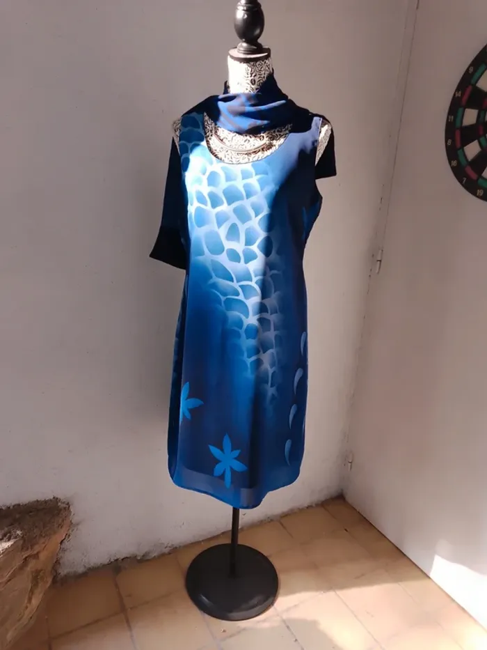Robe T44