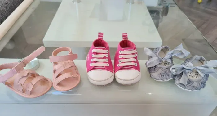 ● Pointure 18 / 19 ● Lot chaussures - photo numéro 5
