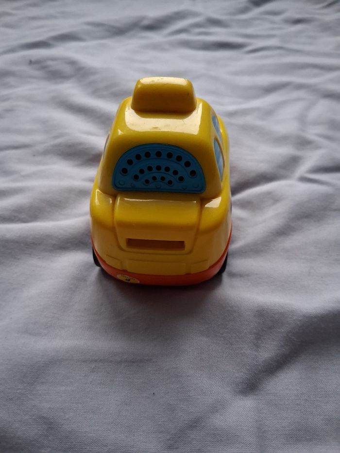 Véhicule tutute bolide Charlie jolie taxi - photo numéro 4