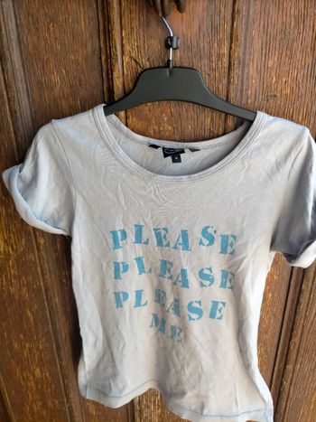 Très joli tee shirt Marc Jacobs 6 ans 