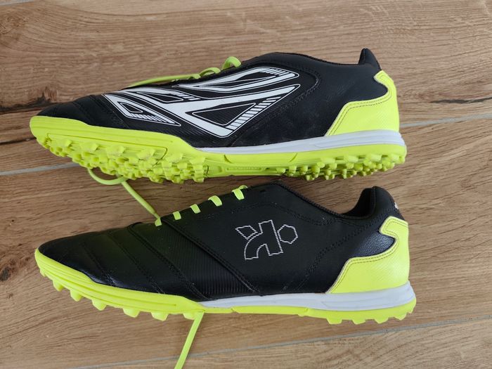 Chaussures soccer kipsta decathlon homme 47 - photo numéro 4