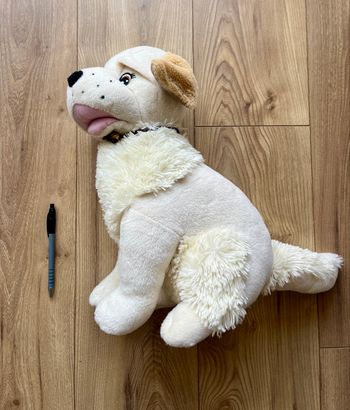 Très grande peluche Chien