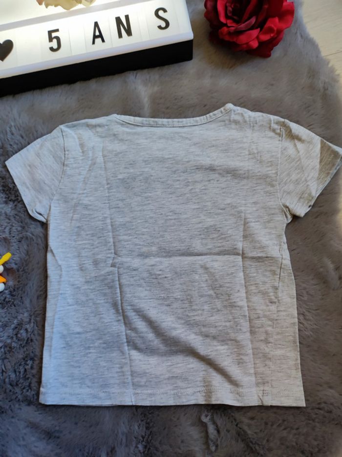 Tee-shirt manches courtes petit chat 5 ans - photo numéro 4