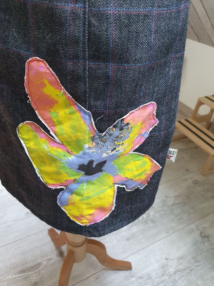 Robe en tweed originale. - photo numéro 2