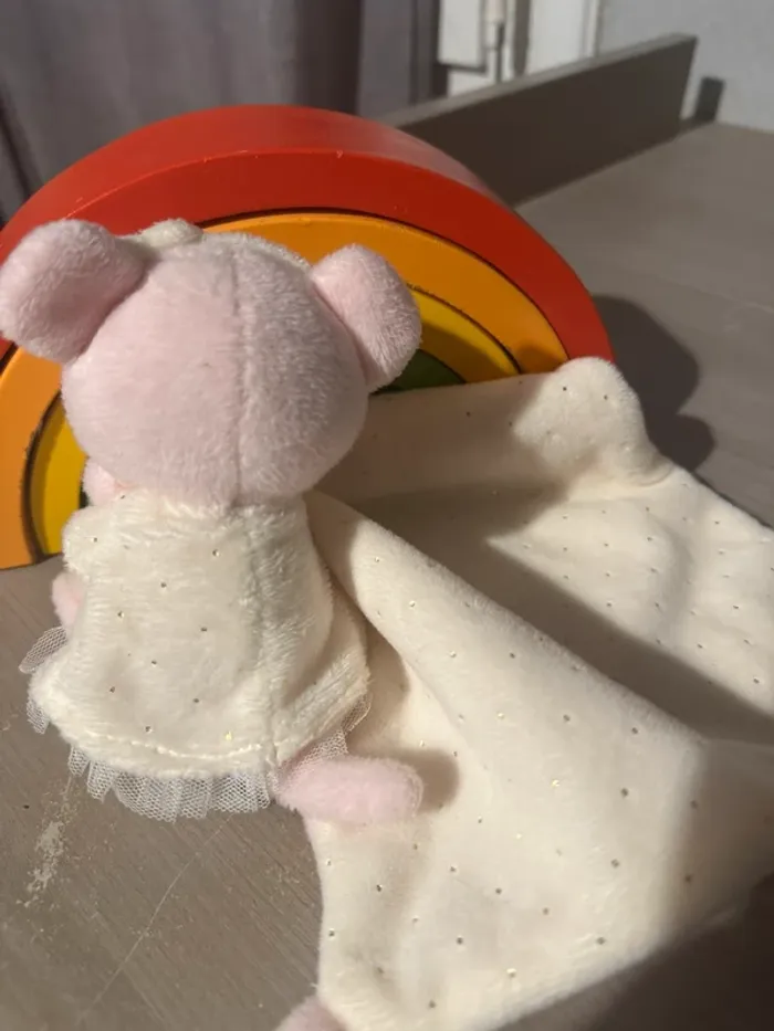 Doudou souris rose robe blanche et mouchoir point doré mots d enfants 30cm - photo numéro 3