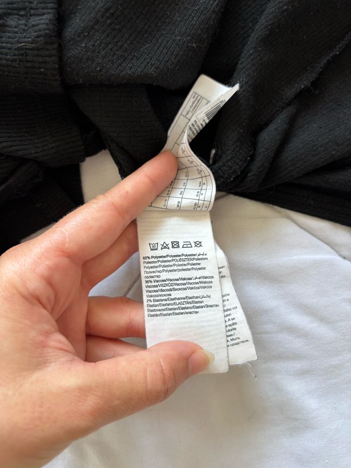 Robe noire pimkie mi longue midi taille 34/36 XS/S – maille stretch – épaules fendues – fendue bas - photo numéro 6