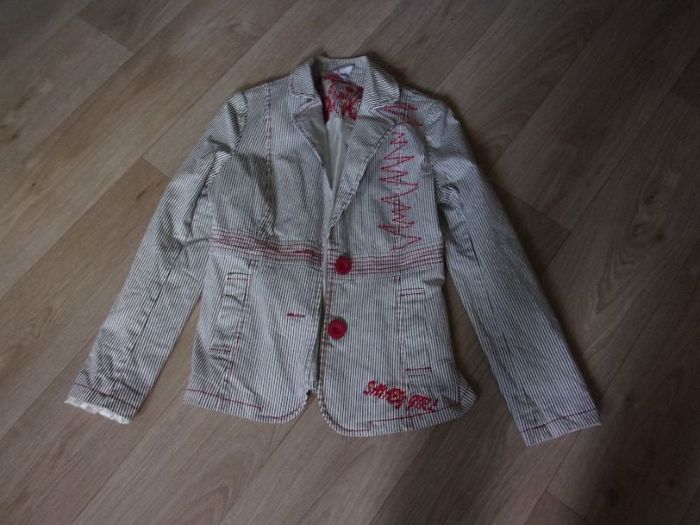 Veste LULU H blanche rayée noire décos rouges taille 38 TBE