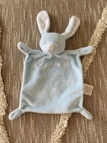 Peluche doudou plat 25cm grain de blé lapin bleu clair très bon état
