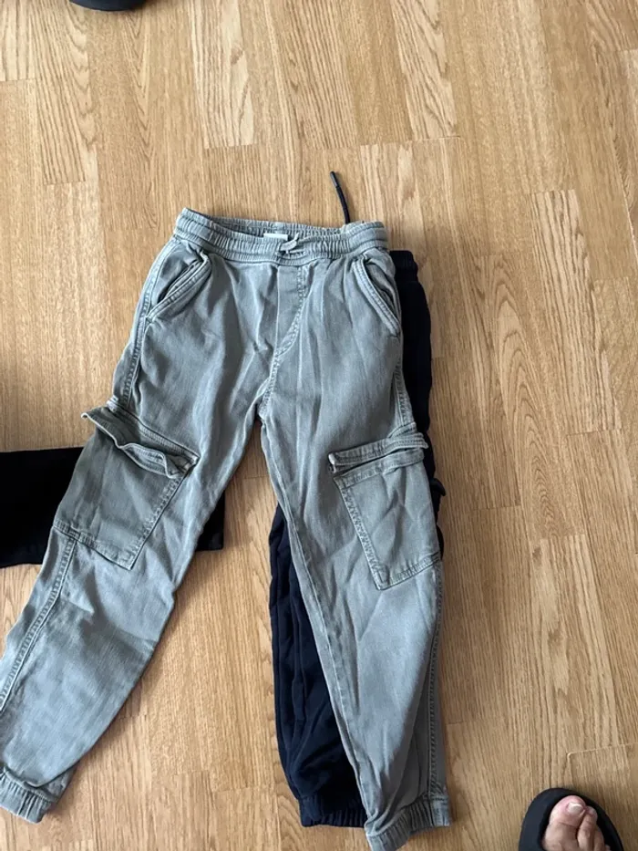 Lot de trois pantalon 6/8/10 ans - photo numéro 5