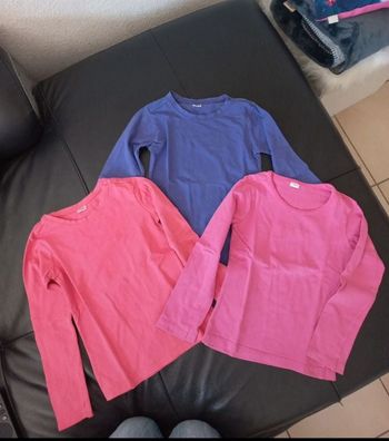 Lot tee shirt ML 5-6 ans