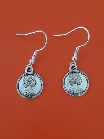 Boucles d'oreilles façon monnaie pièce style ancien