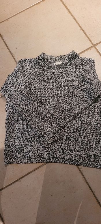 Pull en maille chinée noir et blanc H&M - Taille S
