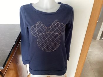 Pull / sweat-shirt,marine « Disney «  taille M