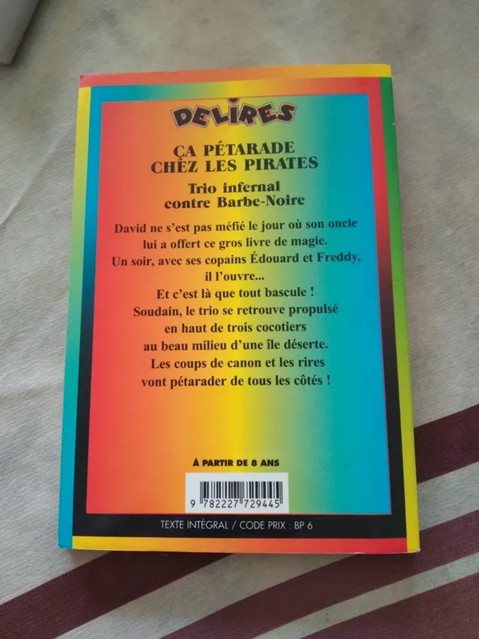 Livre "Ça pétarade chez les pirates" - photo numéro 2