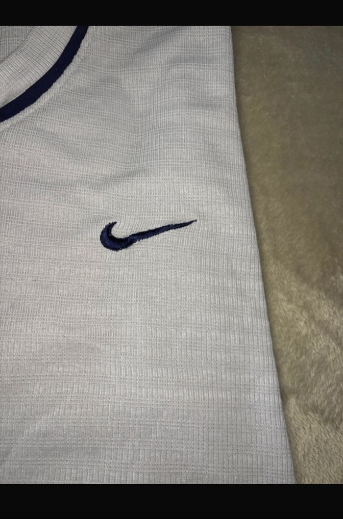 T-shirt Nike vintage y2k - photo numéro 2