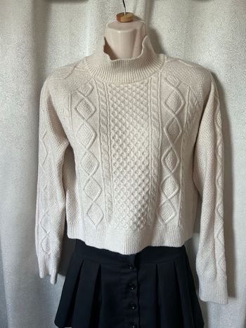 Superbe pull crop écru torsades S Primark