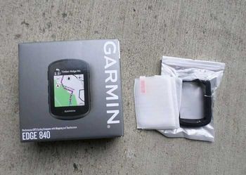 Ordinateur vélo Garmin Edge 840 vitesse, cadence, fréquence cardiaque - NEUF